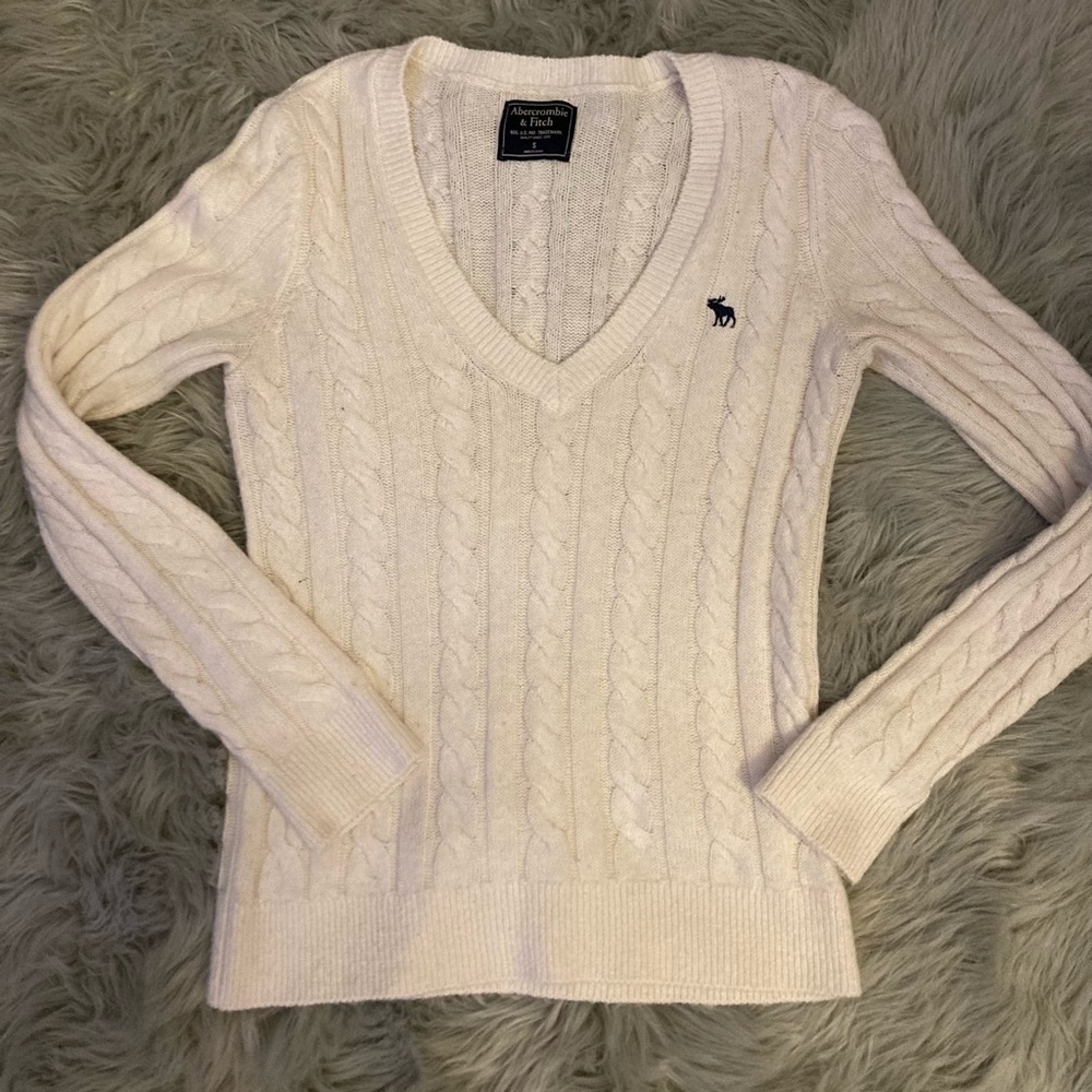 Abercrombie and Fitch white knit sweater